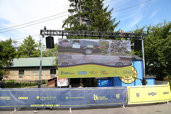 CampFinishLine_24849