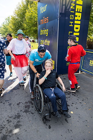 CampFinishLine_24918