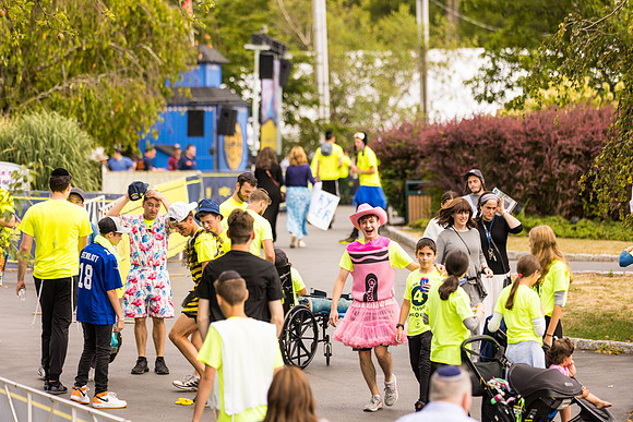 CampFinishLine_25091