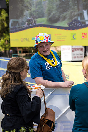 CampFinishLine_24903