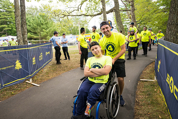 CampFinishLine_25027