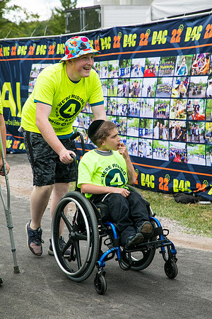 CampFinishLine_24957