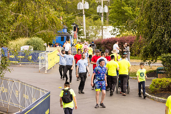 CampFinishLine_25088
