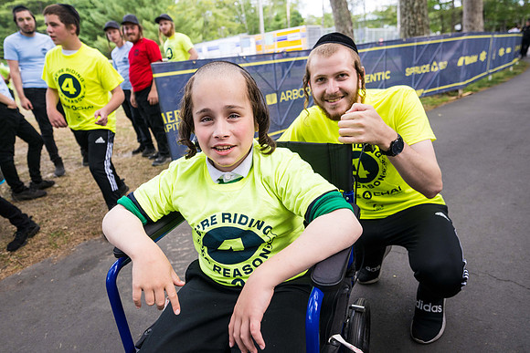 CampFinishLine_25035