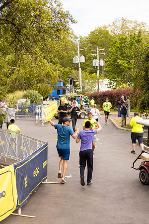 CampFinishLine_25084