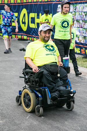 CampFinishLine_24968