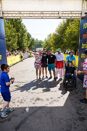 CampFinishLine_24917