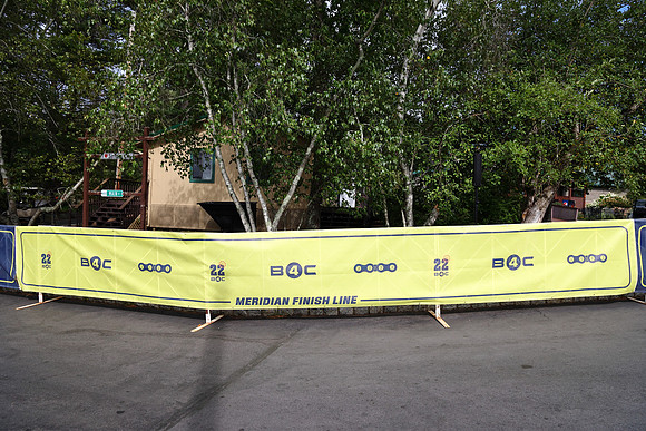 CampFinishLine_24887