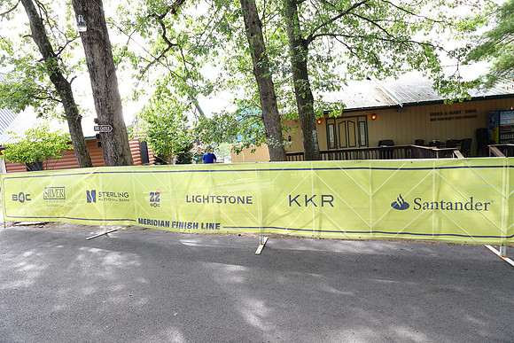 CampFinishLine_24884