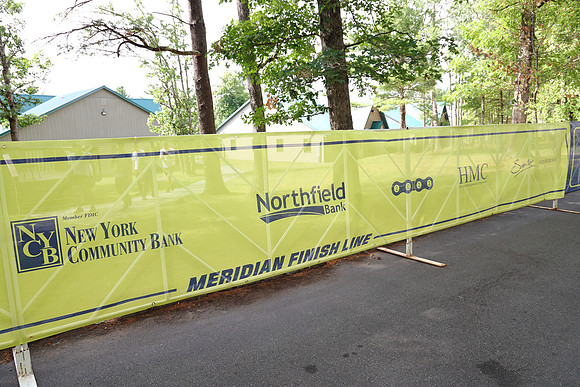 CampFinishLine_24883