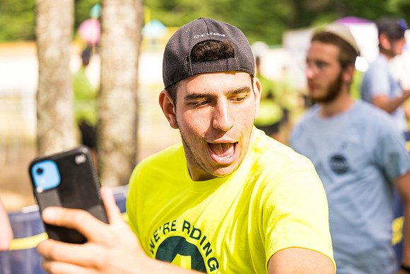 CampFinishLine_25040