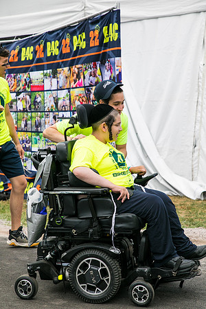 CampFinishLine_24963