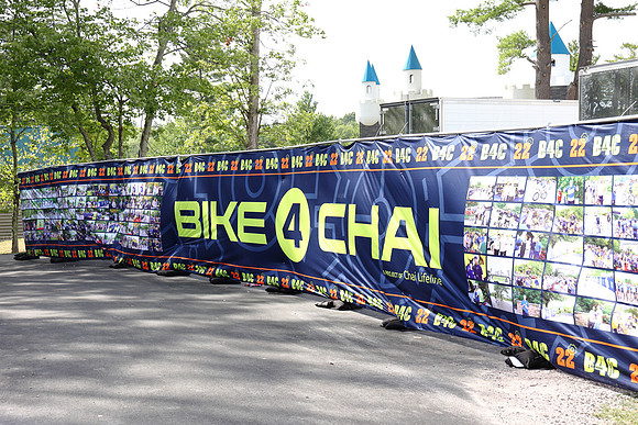 CampFinishLine_24864