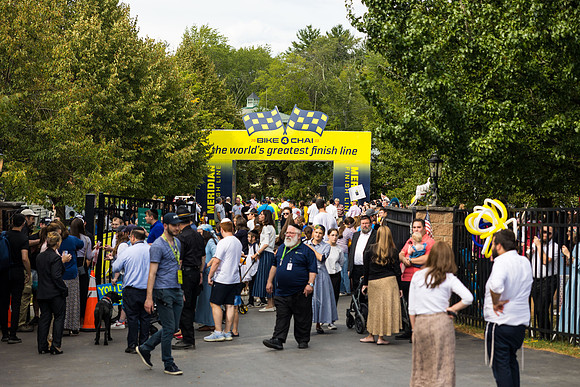 CampFinishLine_24945