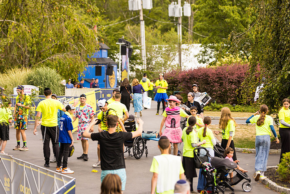 CampFinishLine_25090
