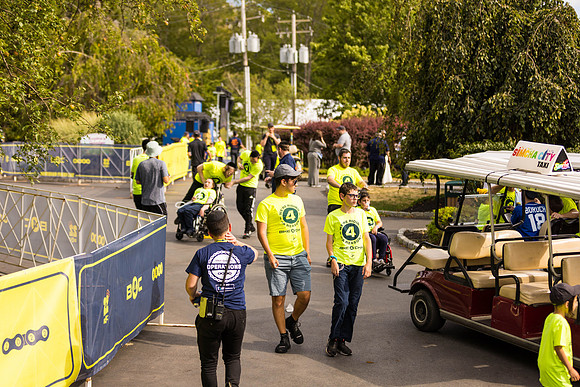 CampFinishLine_25079