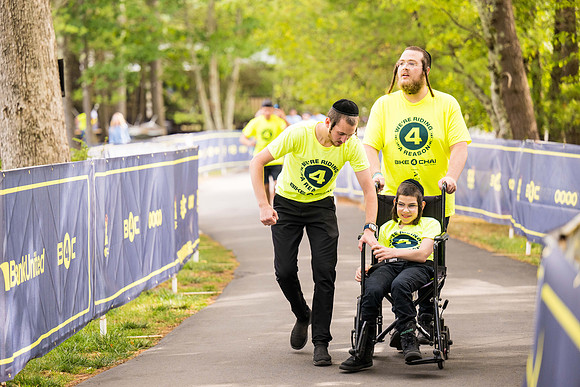 CampFinishLine_25038