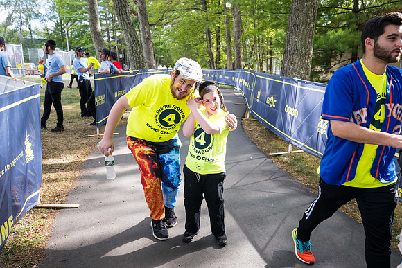 CampFinishLine_25044