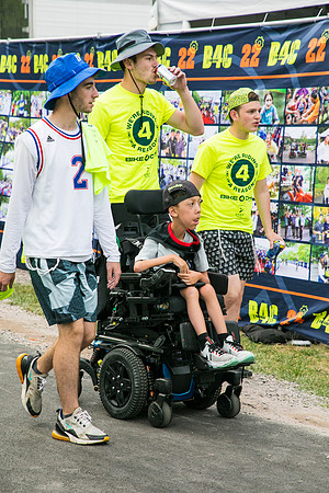 CampFinishLine_24978