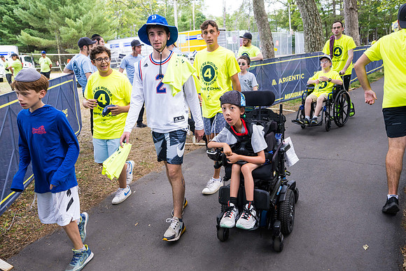 CampFinishLine_25033