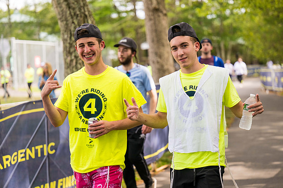 CampFinishLine_25043
